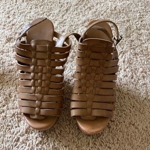 Mossimo brown wedges.